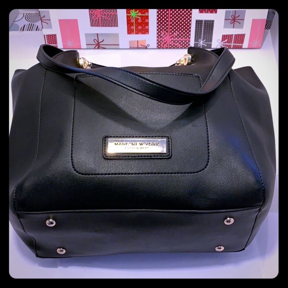 GentlyUsed MARC NEW YORK Leather Shoulder Bag - Picture 3 of 8